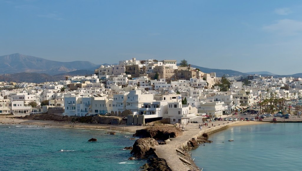 Whitewashed buildings and narrow streets in Naxos town
